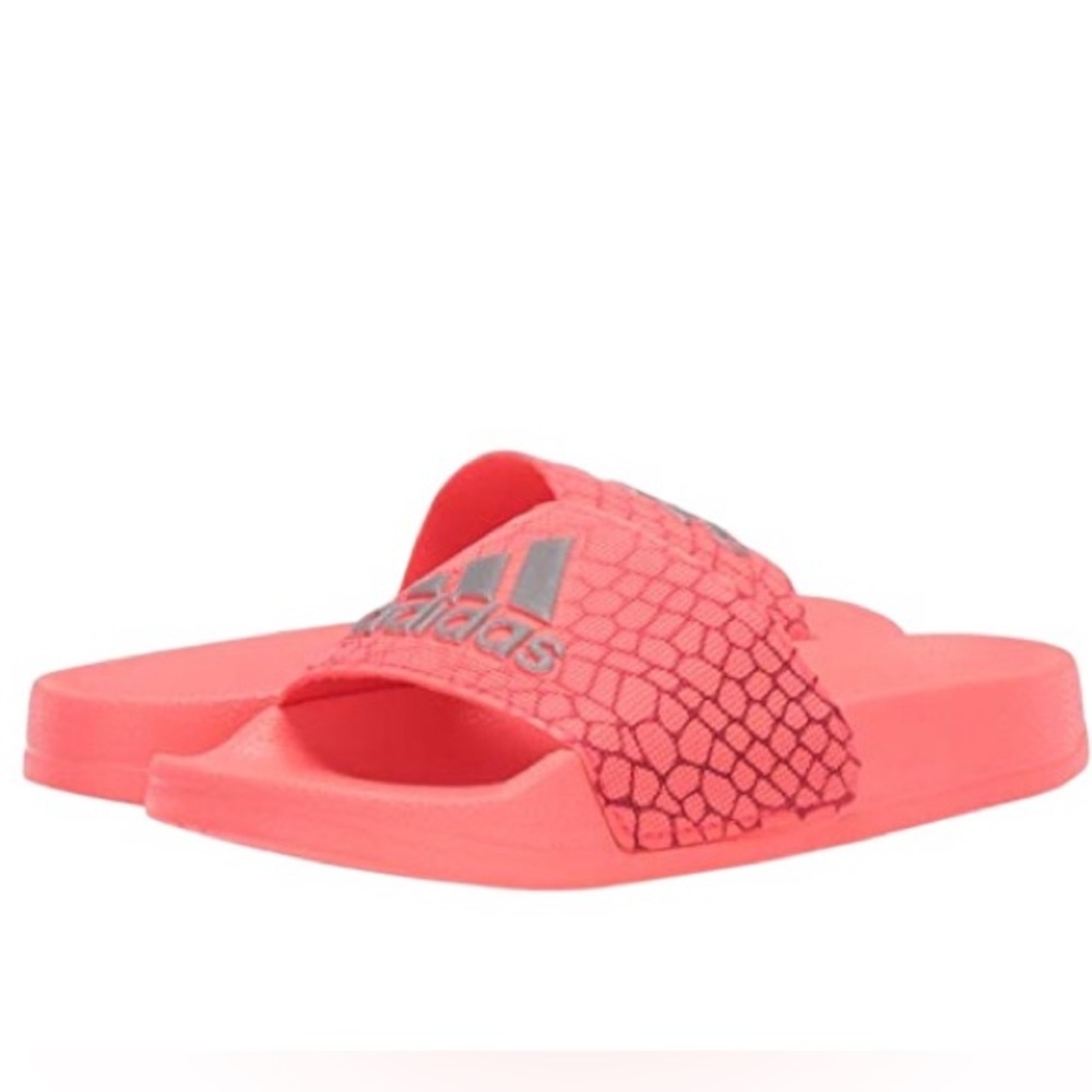 ADIDAS (3) Adilette Shower Slides Water Shoe Pink/Silver/Metallic Croc Kids - 3